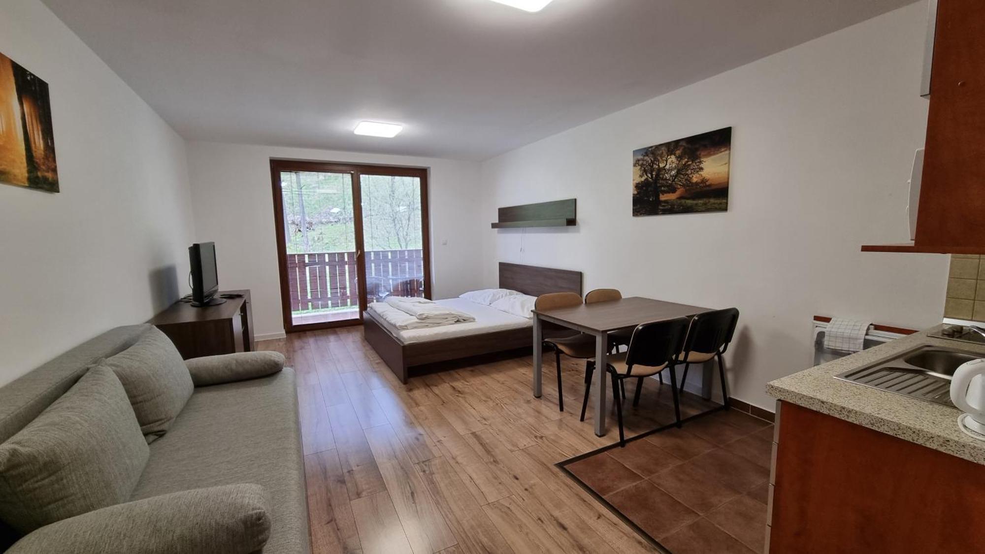 Fatrapark 2 Apartments Hrabovo - Hlavna Recepcia Ruzomberok Room photo