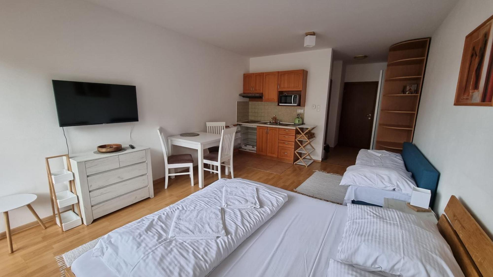 Fatrapark 2 Apartments Hrabovo - Hlavna Recepcia Ruzomberok Room photo