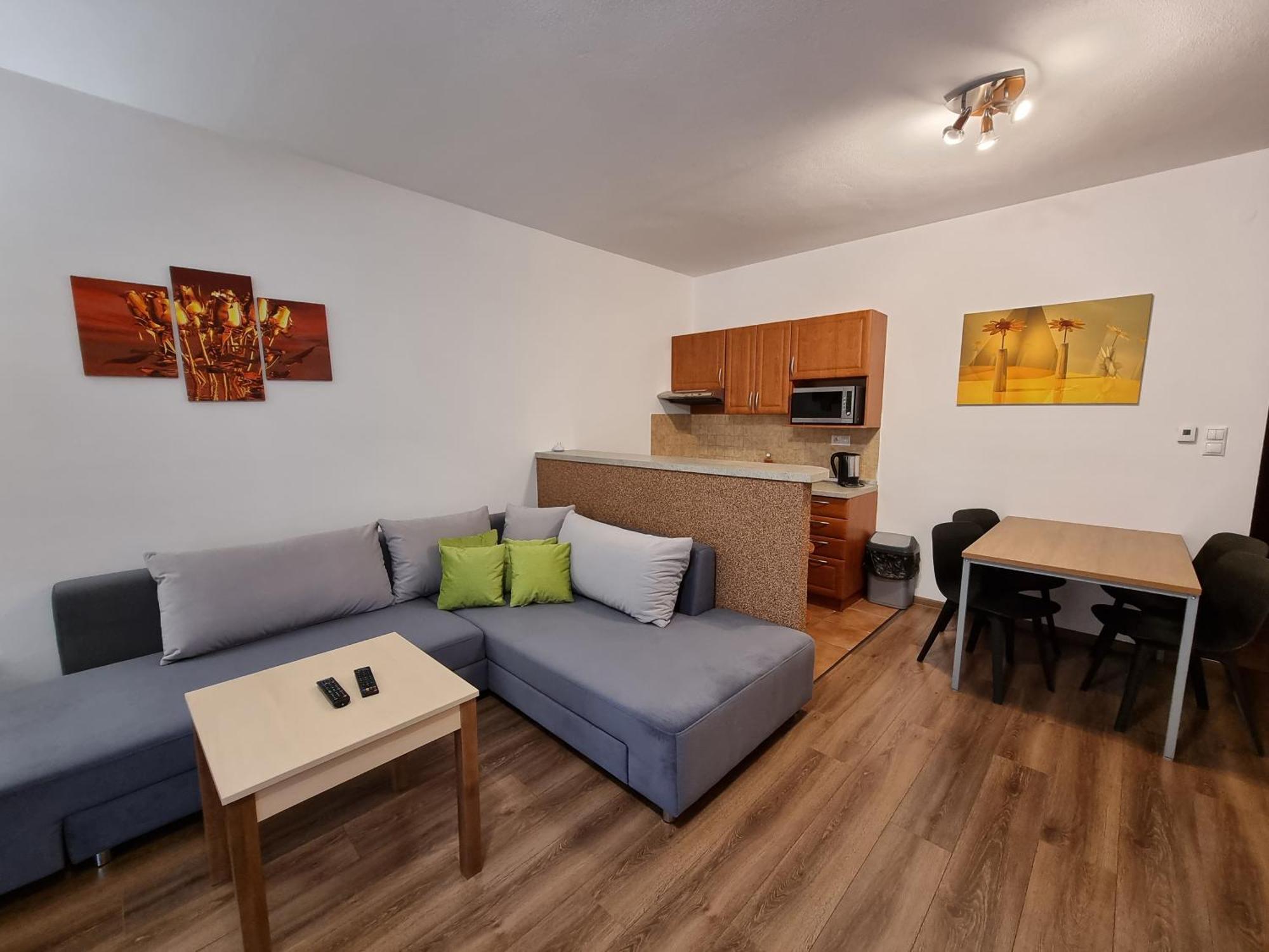Fatrapark 2 Apartments Hrabovo - Hlavna Recepcia Ruzomberok Room photo