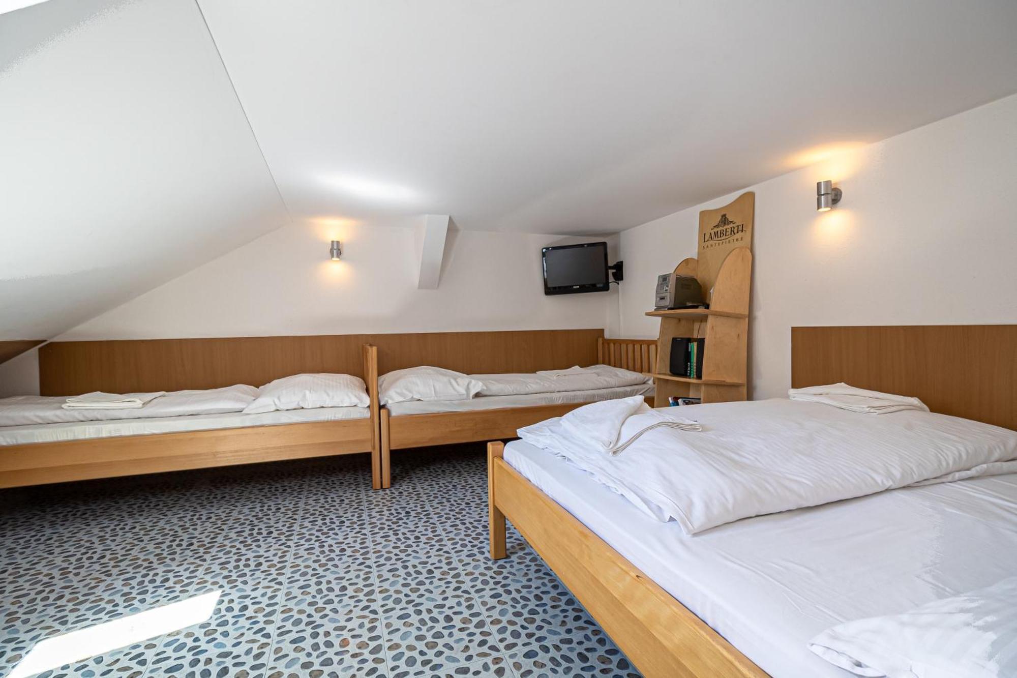 Fatrapark 2 Apartments Hrabovo - Hlavna Recepcia Ruzomberok Room photo