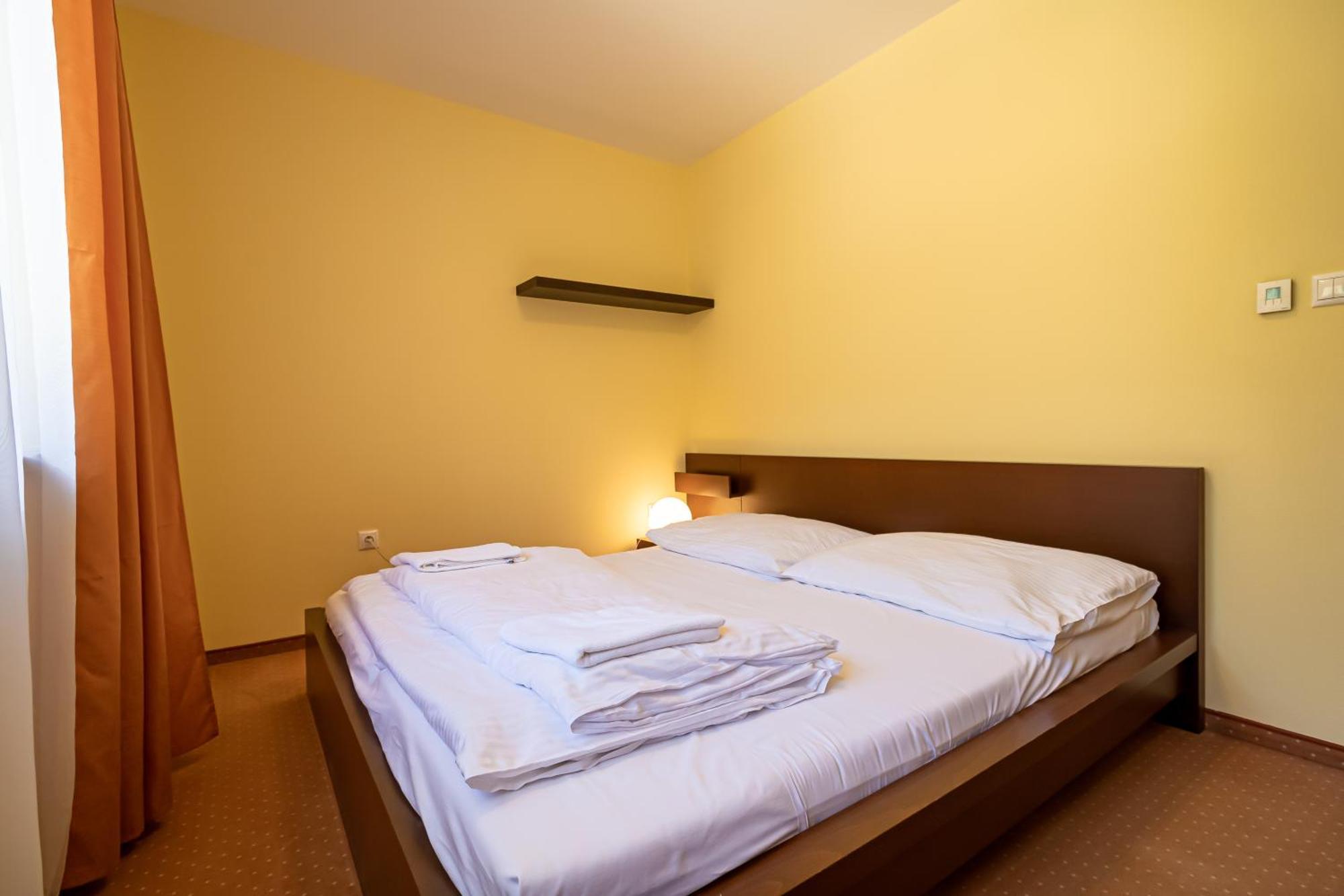 Fatrapark 2 Apartments Hrabovo - Hlavna Recepcia Ruzomberok Room photo