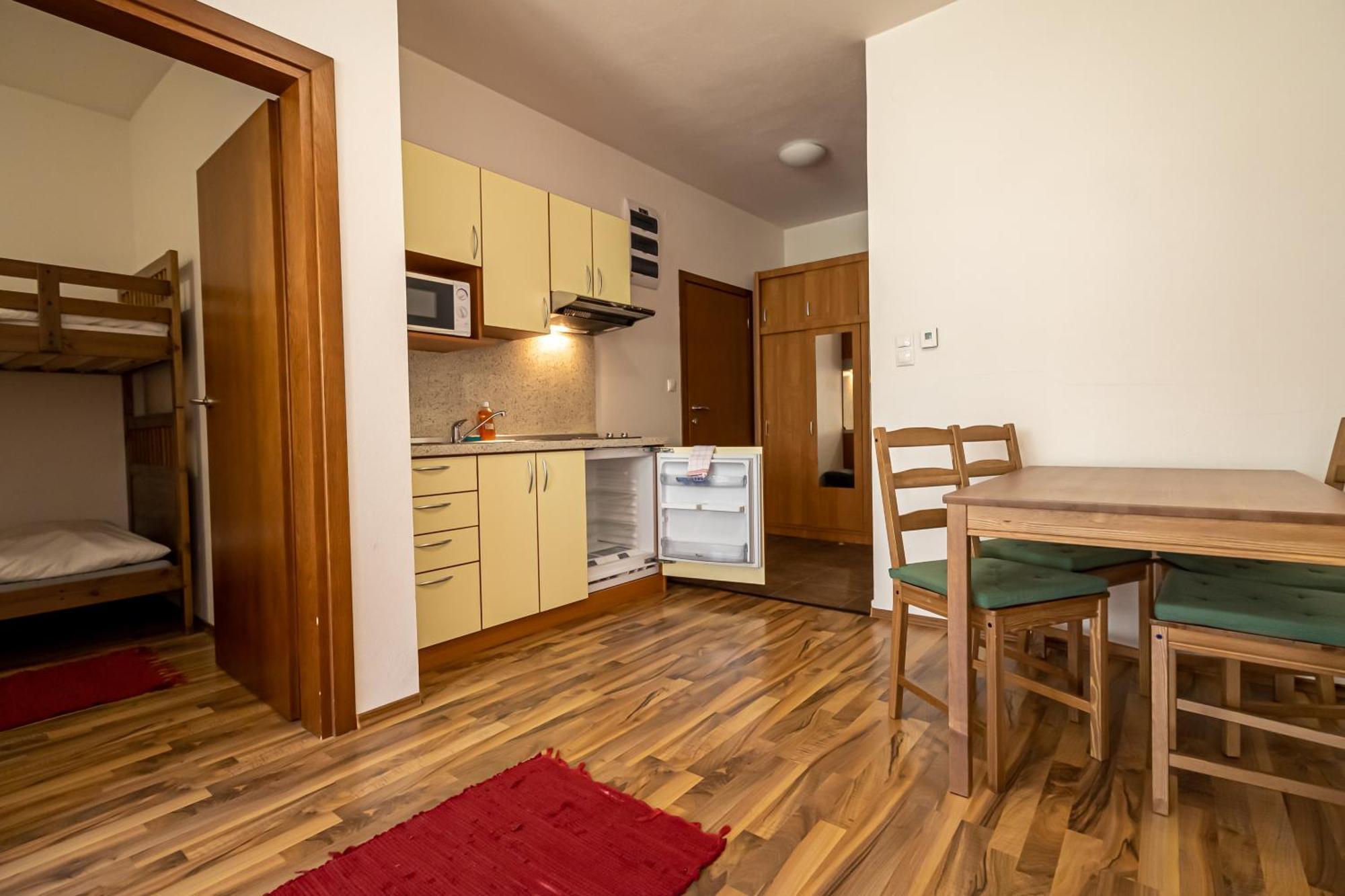 Fatrapark 2 Apartments Hrabovo - Hlavna Recepcia Ruzomberok Room photo